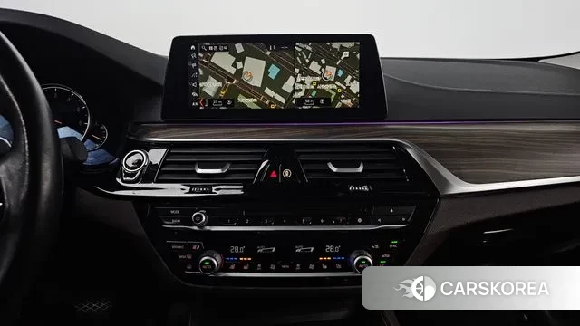 BMW 5 Series (G30) 2018 Черный из Кореи, фото 5