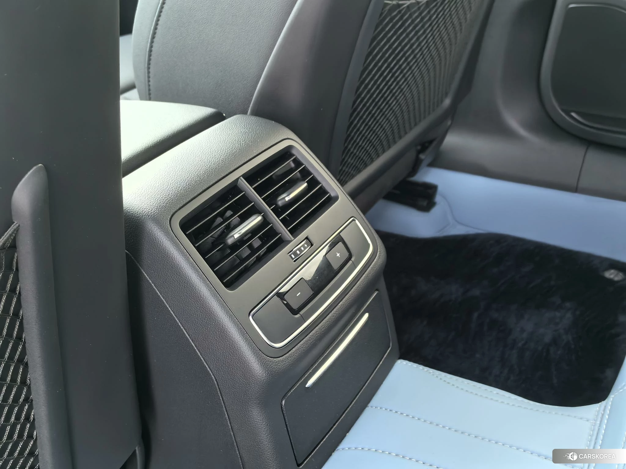 Audi A4L 2023 Белый из Китая, фото 5