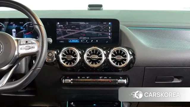 Mercedes-Benz GLA - Class H247 2021 Белый из Кореи, фото 5