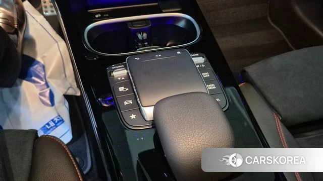 Mercedes-Benz A-Class W177 2023 Белый из Кореи, фото 5