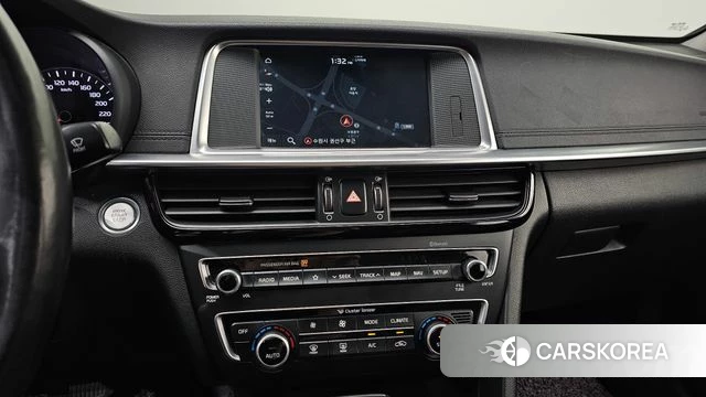 Kia The New K5 2nd generation 2018 Белый из Кореи, фото 5