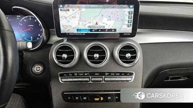 Mercedes-Benz GLC-Class X253 2023 Белый из Кореи, фото 5