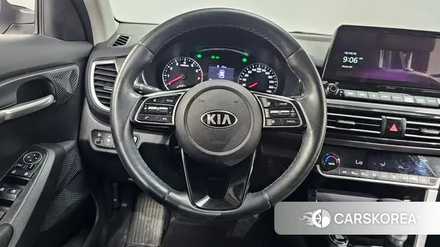 Kia Seltos 2020 Белый из Кореи, фото 5