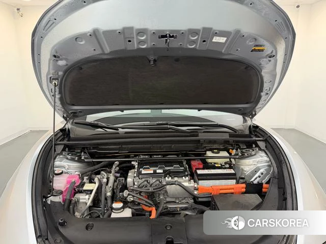 Lexus RZ 2023 Серебристо-серый из Китая, фото 5