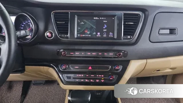 Kia The New Carnival 2020 Черный из Кореи, фото 5