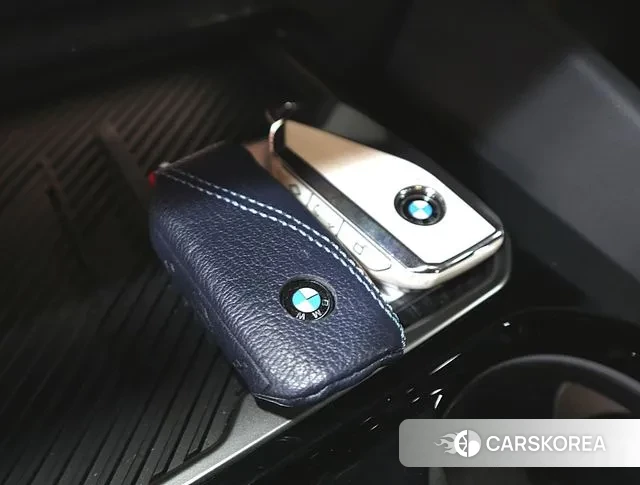 BMW 5 Series (G60) 2024 Белый из Кореи, фото 5