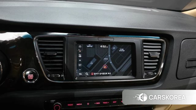 Kia The New Carnival 2018 Белый из Кореи, фото 5