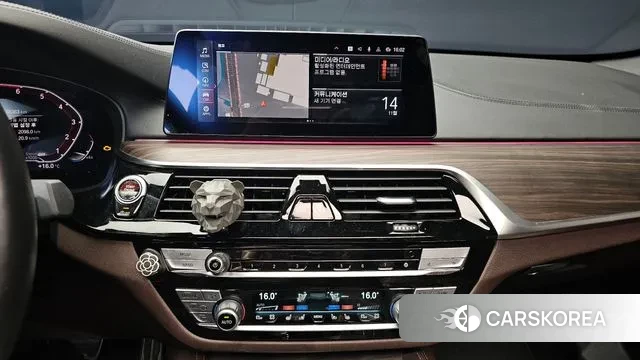 BMW 5 Series (G30) 2020 Синий из Кореи, фото 5