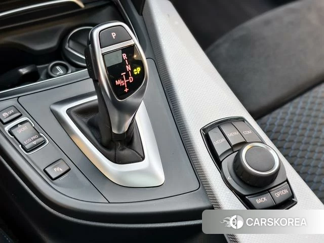 BMW 3 series 2018 Синий из Китая, фото 5