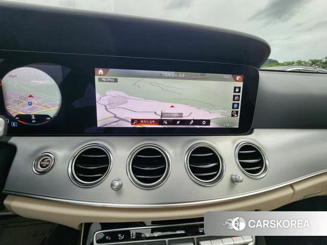 Mercedes-Benz E-Class W213 2021 Белый из Кореи, фото 5