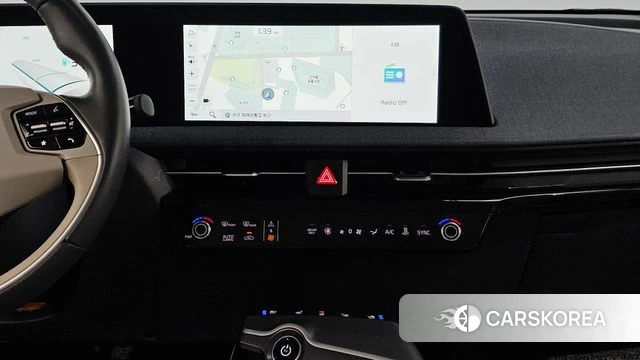 Kia EV6 2022 Черный из Кореи, фото 5