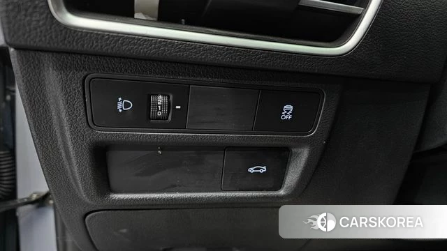 Hyundai Sonata D Edge (DN8) 2025 Светло-серебряный цвет из Кореи, фото 5