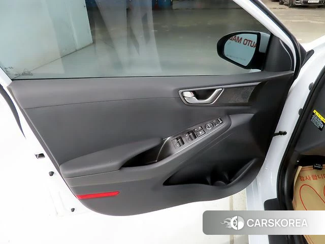 Hyundai The New Ionic Hybrid 2019 Белый из Кореи, фото 5