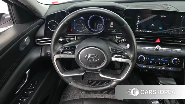 Hyundai Avante Hybrid (CN7) 2022 Белый из Кореи, фото 5