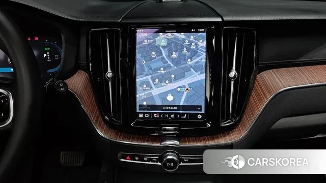 Volvo XC60 second Generation 2024 Черный из Кореи, фото 5