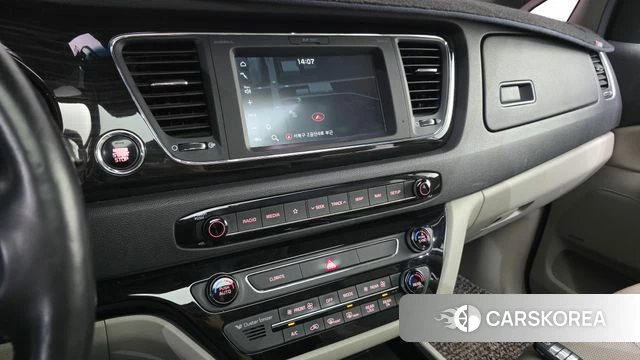 Kia The New Carnival 2019 Белый из Кореи, фото 5