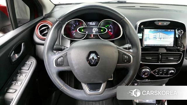 Renault Korea (Samsung) Clio 2019 Красный из Кореи, фото 5