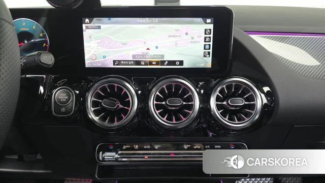 Mercedes-Benz GLA - Class H247 2022 Белый из Кореи, фото 5