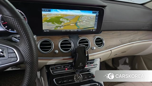 Mercedes-Benz E-Class W213 2018 Серый из Кореи, фото 5