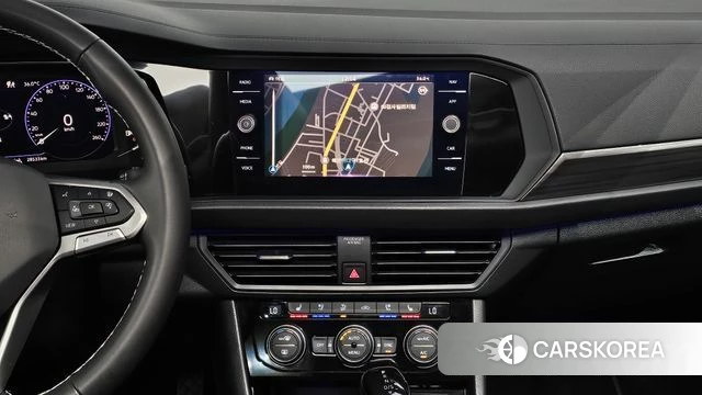 Volkswagen 7th Generation of Jetta 2024 Белый из Кореи, фото 5