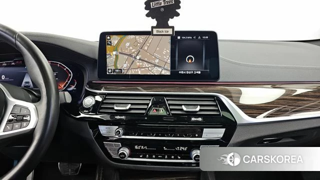 BMW 5 Series (G30) 2022 Черный из Кореи, фото 5