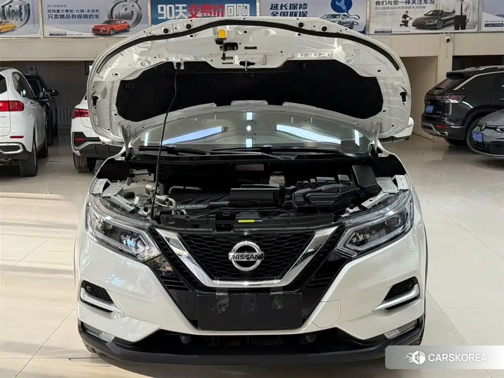 Nissan Qashqai 2022 Белый из Китая, фото 5