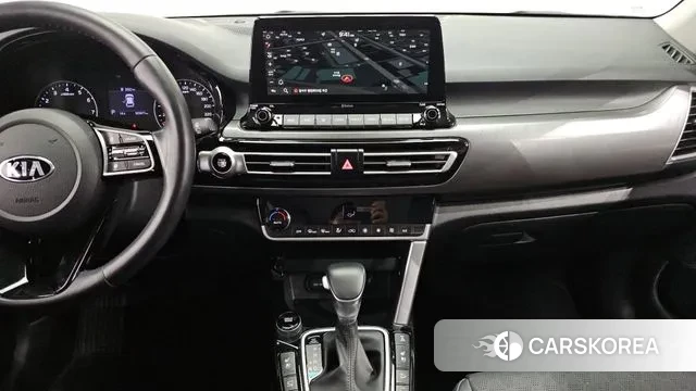 Kia Seltos 2019 Серебристо-серый из Кореи, фото 5