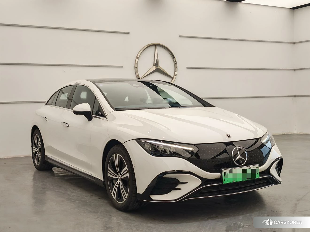 Mercedes-Benz EQE 2024 Белый из Китая, фото 5