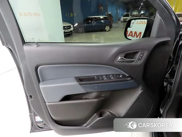 Chevrolet (GM Daewoo) Real New Colorado 2022 Черный из Кореи, фото 5