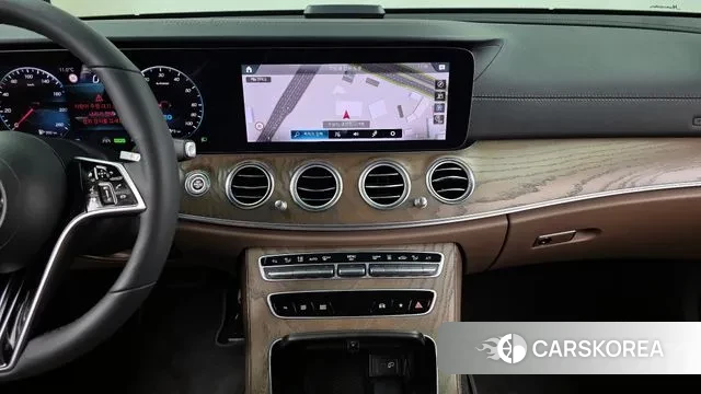 Mercedes-Benz E-Class W213 2021 Черный из Кореи, фото 5