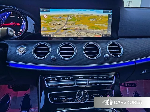 Mercedes-Benz E-Class W213 2018 Серый из Кореи, фото 5