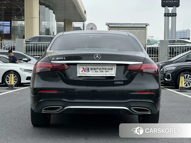 Mercedes-Benz E-class 2023 Черный из Китая, фото 5