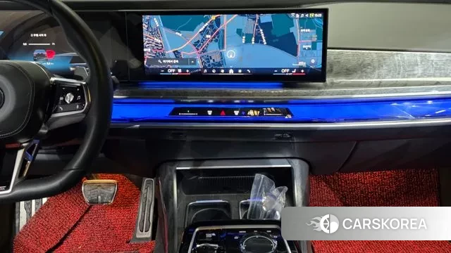 BMW 7 Series (G70) 2024 Черный из Кореи, фото 5