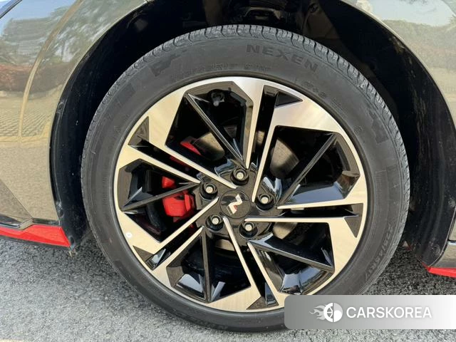 Hyundai Elantra 2024 Темно-серый из Китая, фото 5