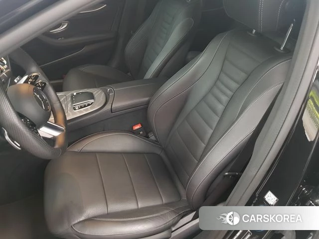 Mercedes-Benz E-Class W213 2022 Черный из Кореи, фото 5