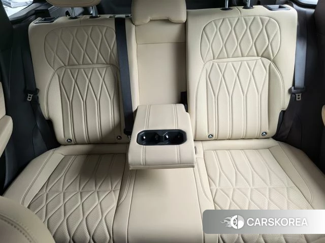 Geely Automobile Xingyue L 2026 Темно-серый из Китая, фото 5