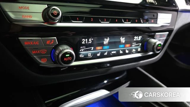 BMW 6 Series GT (G32) 2024 Белый из Кореи, фото 5