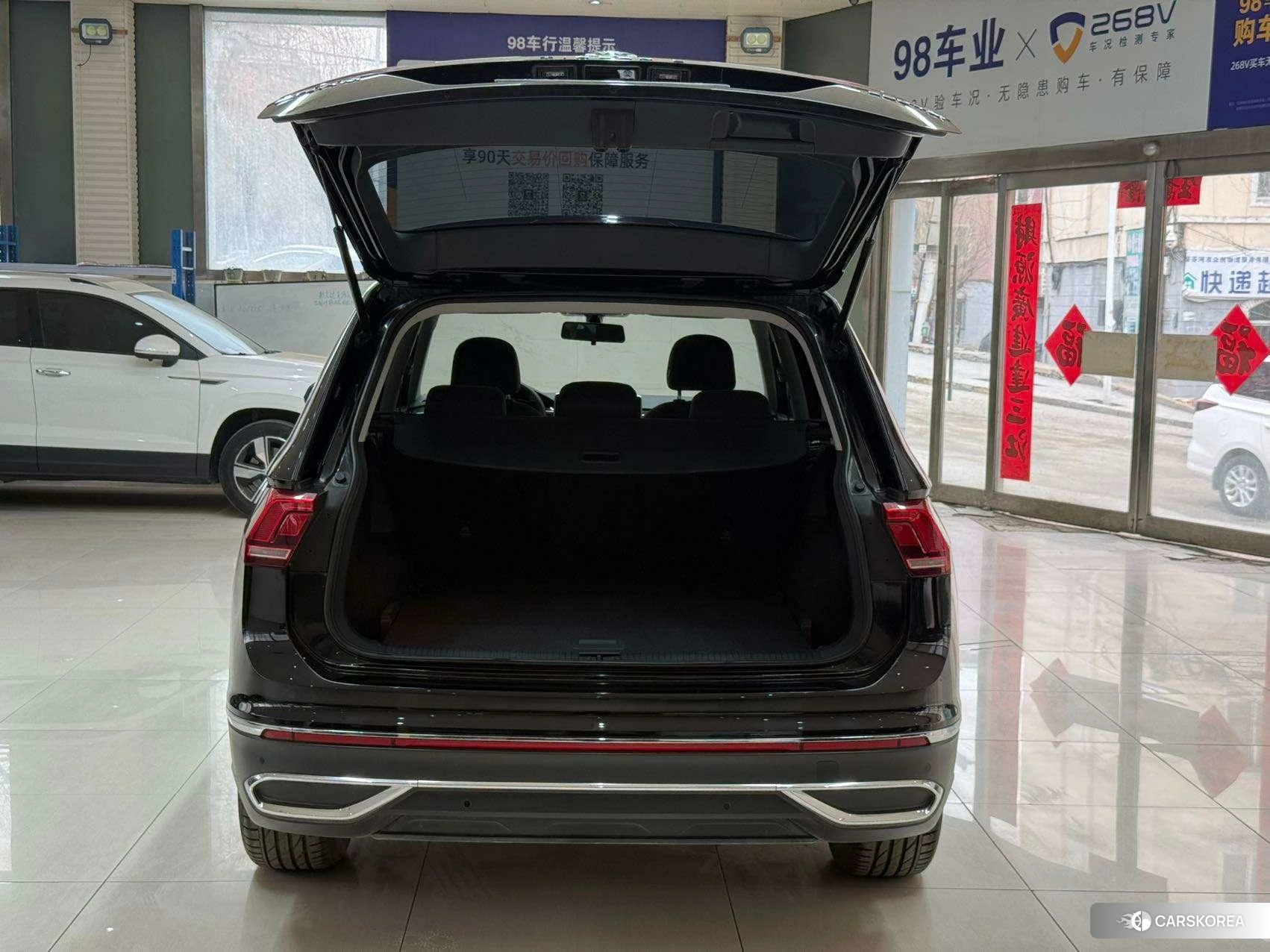 Volkswagen Tiguan L 2022 Черный из Китая, фото 5