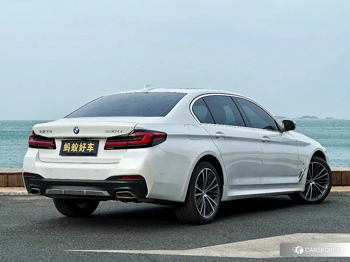 BMW 5 series 2024 Белый из Китая, фото 5