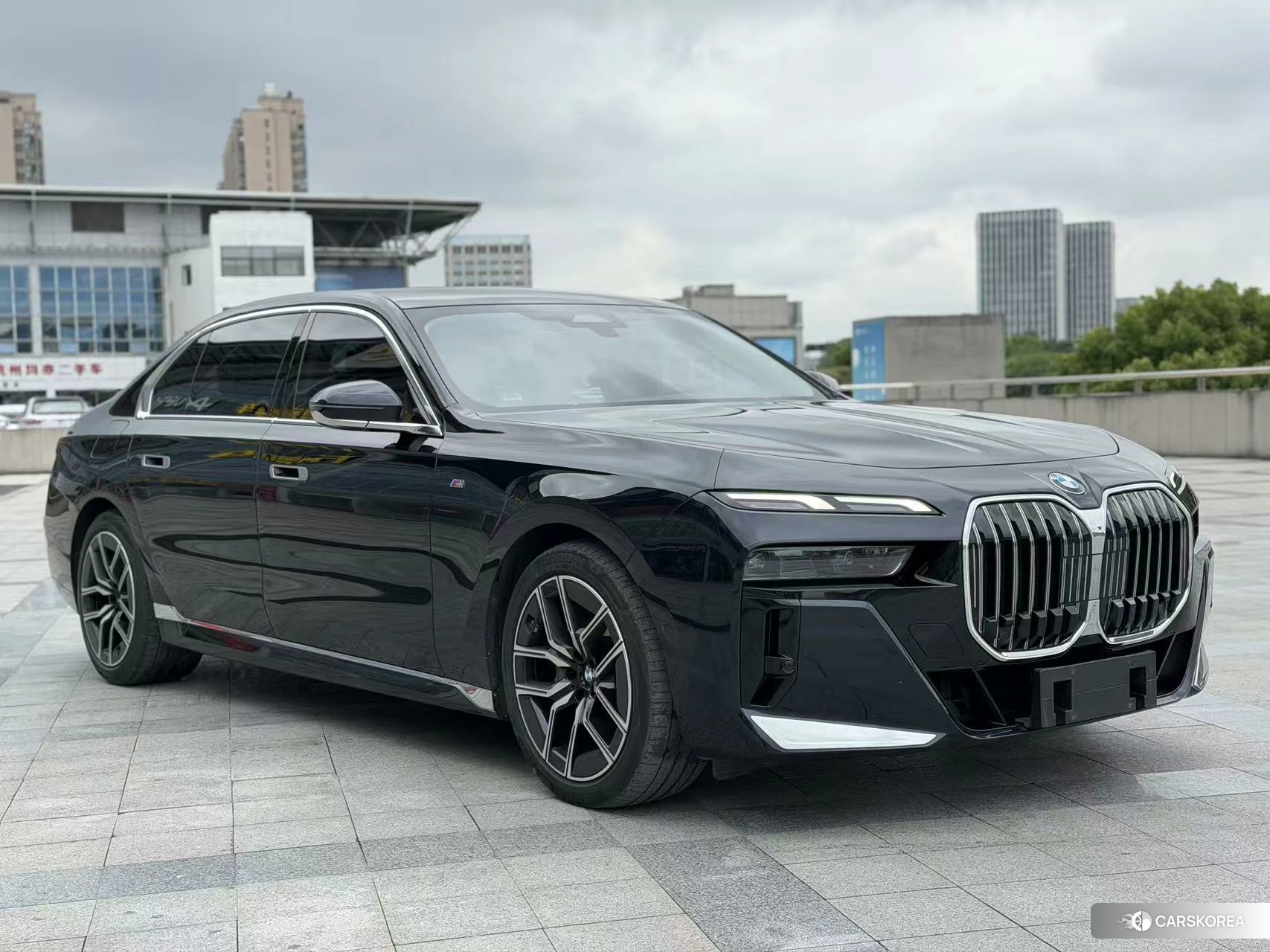 BMW 7 series 2022 Черный из Китая, фото 5