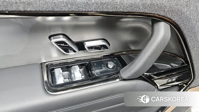 Land Rover Range Rover Sport 3rd Generation 2024 Серебряный из Кореи, фото 5