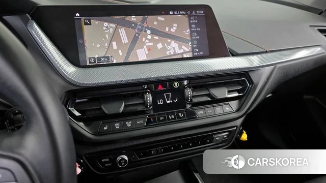 BMW 1 Series (F40) 2021 Черный из Кореи, фото 5