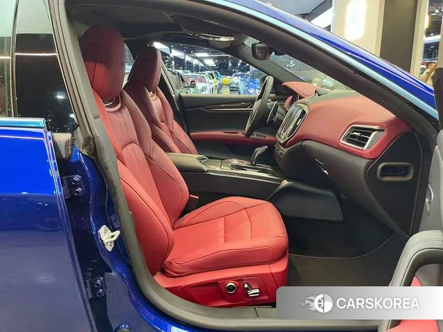 Maserati Ghibli 2024 Синий из Китая, фото 5