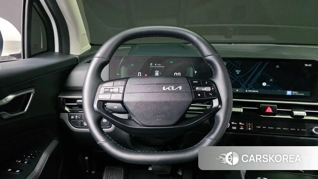 Kia The New Sportage 5th Generation Hybrid 2024 Белый из Кореи, фото 5