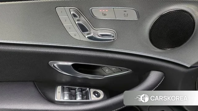 Mercedes-Benz E-Class W213 2018 Серый из Кореи, фото 5