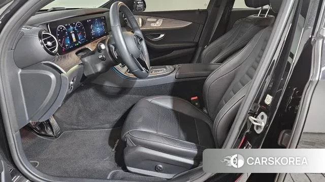 Mercedes-Benz E-Class W213 2023 Черный из Кореи, фото 5