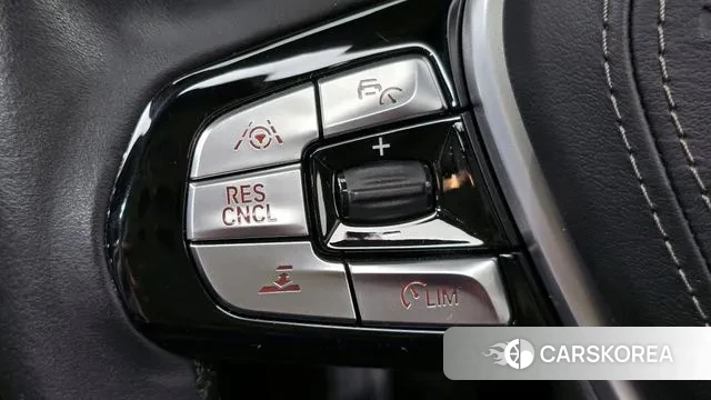 BMW 5 Series (G30) 2019 Серый из Кореи, фото 5