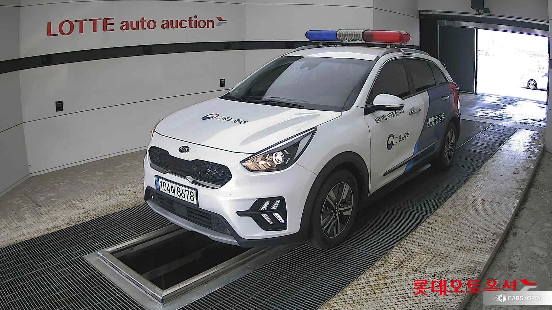 Kia Niro Hybrid 2021 Белый из Кореи, фото 5