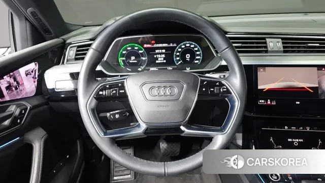 Audi e-Tron 2022 Синий из Кореи, фото 5