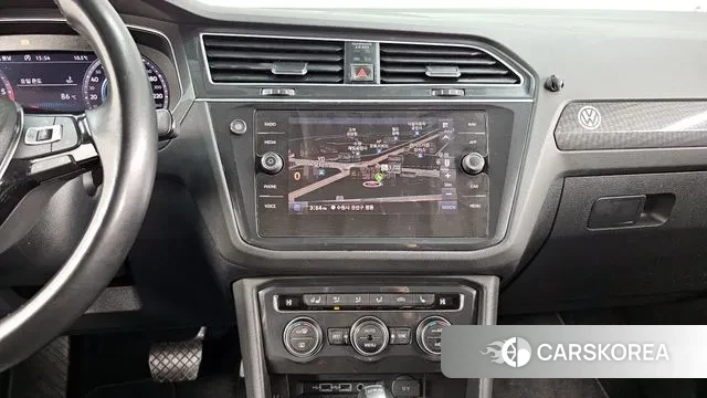 Volkswagen Tiguan second Generation 2018 Черный из Кореи, фото 5